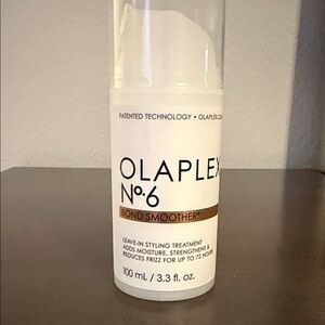 OLAPLEX No. 6 Bond Smoother Cream Bottle